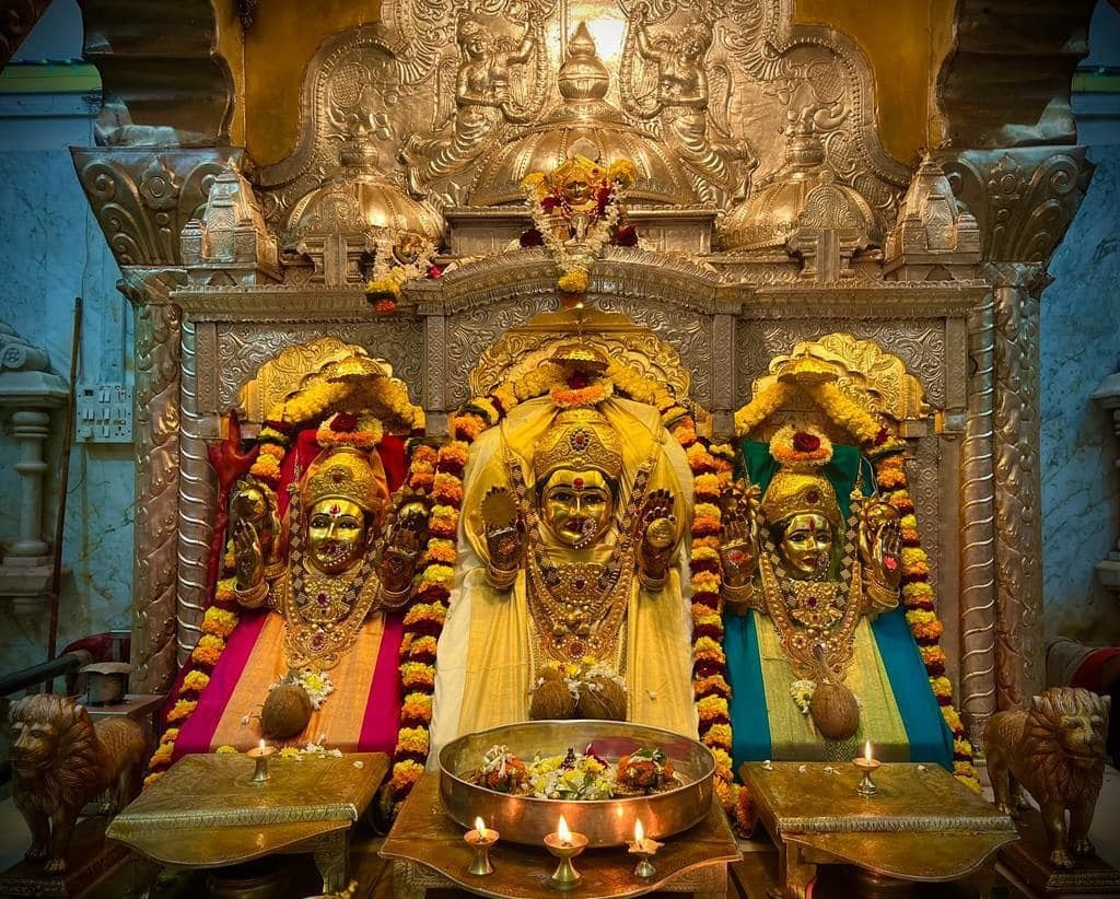 Mahalaxmi Temple - Temples in Mumbai