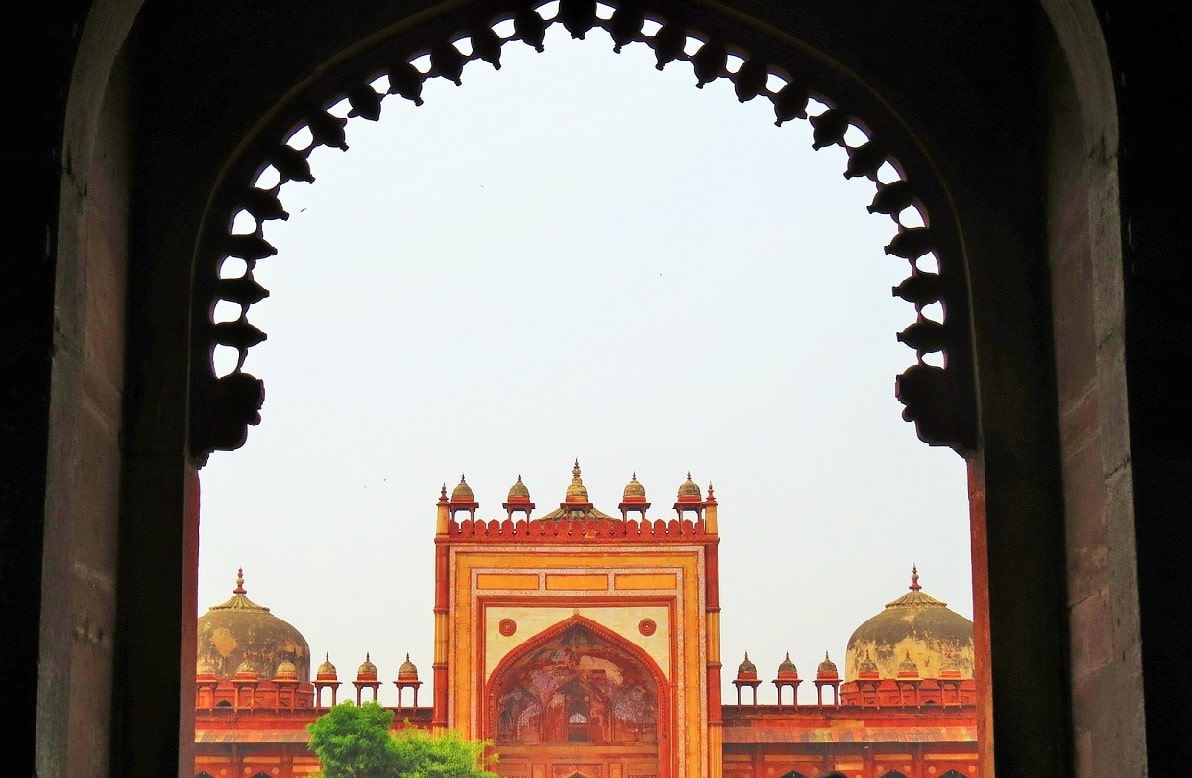Places to Visit Near Agra