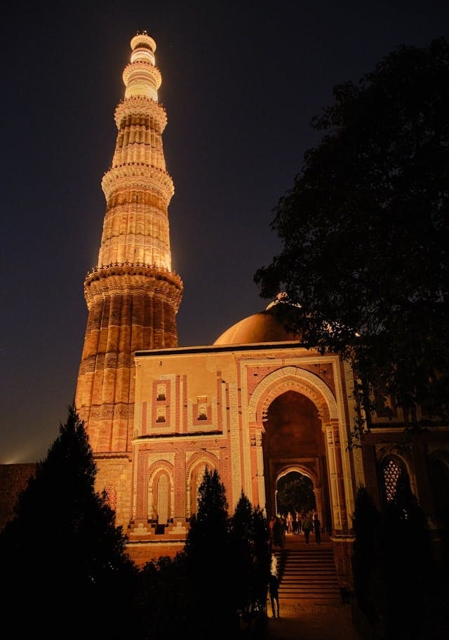 Qutub Minar Delhi photos